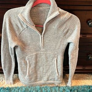 Lulu gray sweater